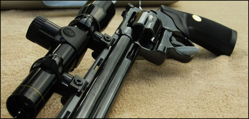 ��������� Colt Python